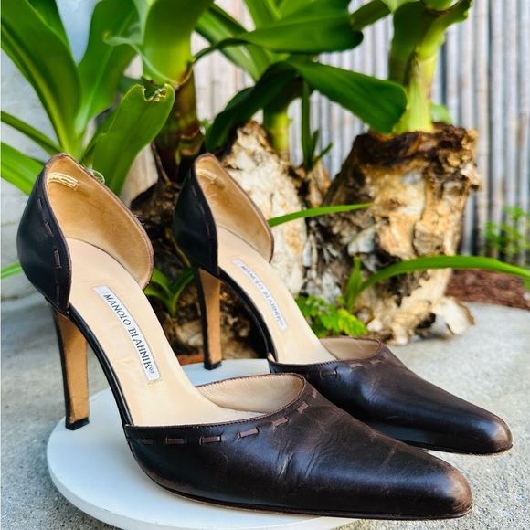 Shoes - Vintage Manolo Blahnik brown stilettos